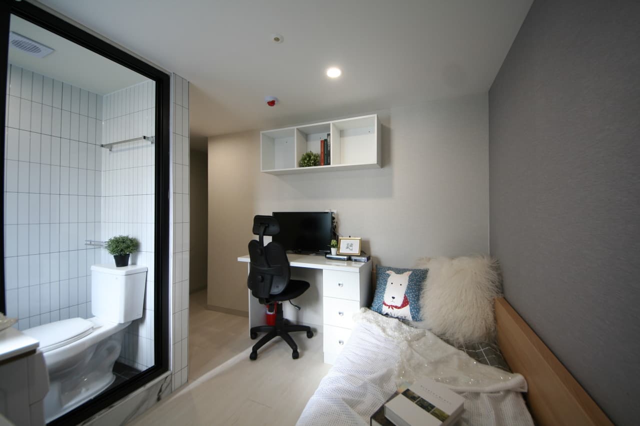 Full Option (Exterior Window) - Deposit 100,000 Won — photo 2 of 5