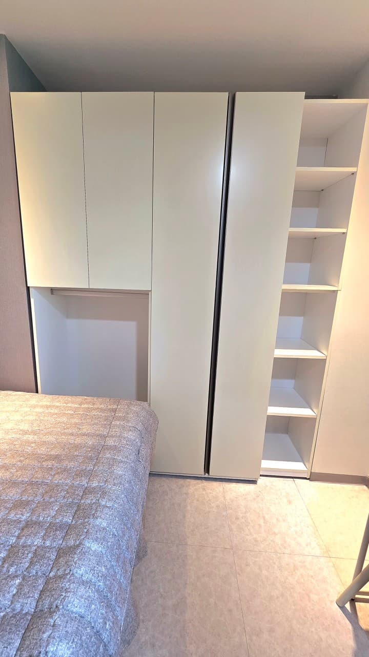 Deluxe Room (Deposit 200,000 KRW) — photo 2 of 10