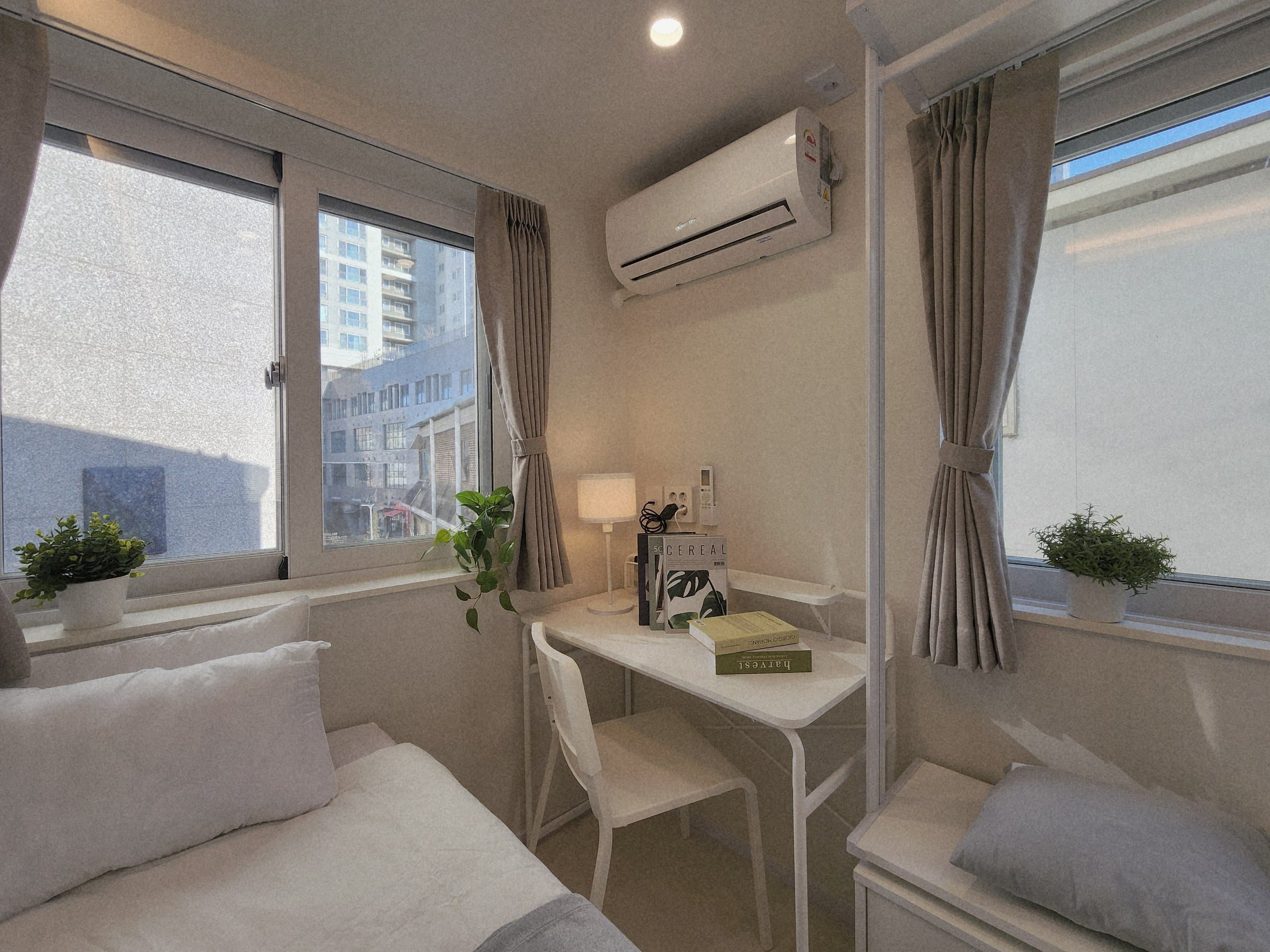 Suite A — photo 2 of 13