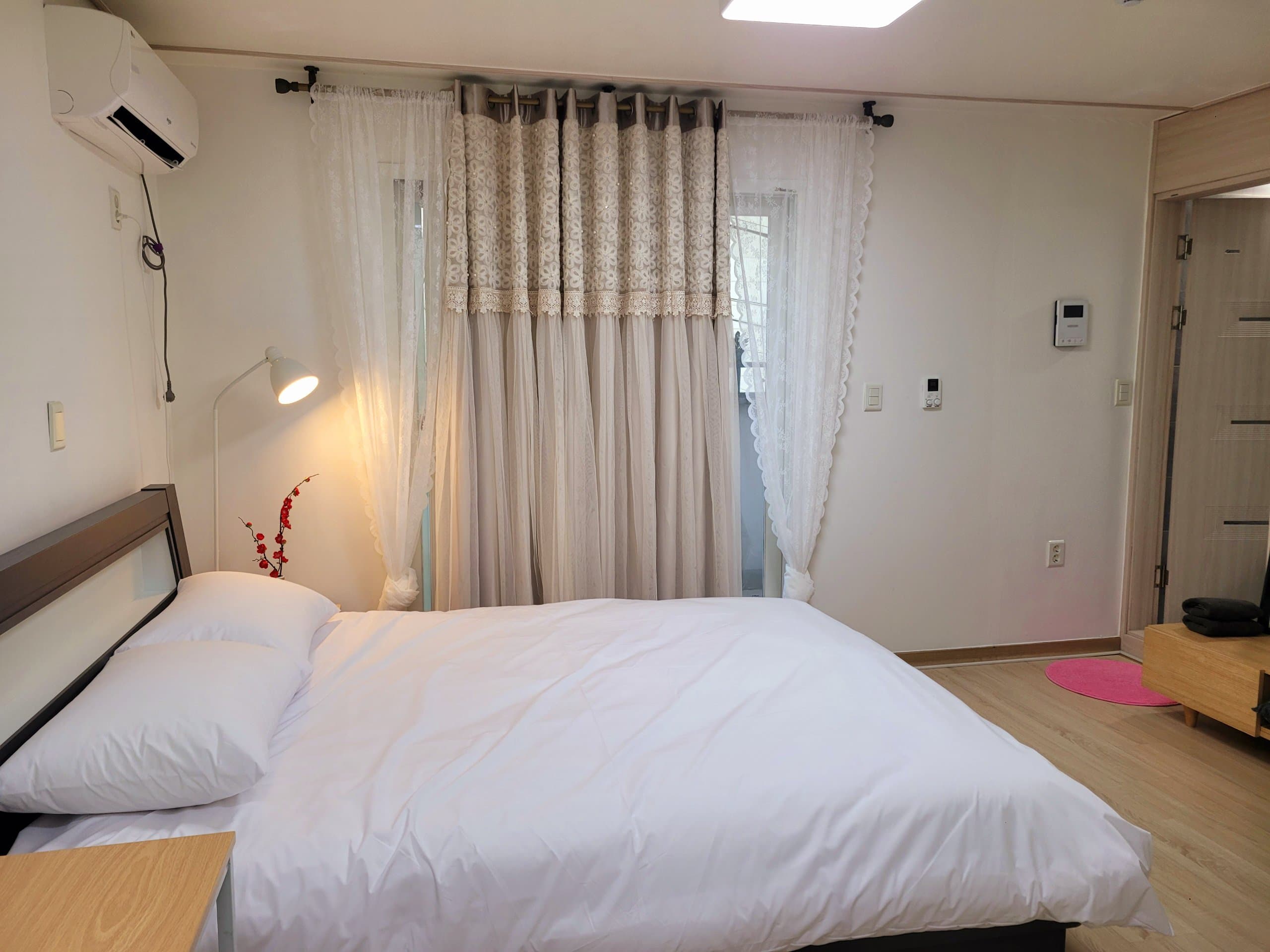 Room103 — photo 1 of 8