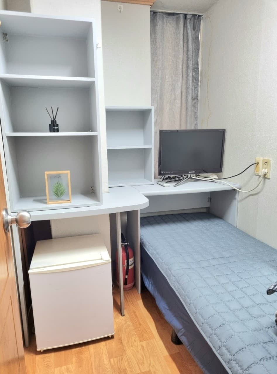 Standard Room — photo 1 of 2