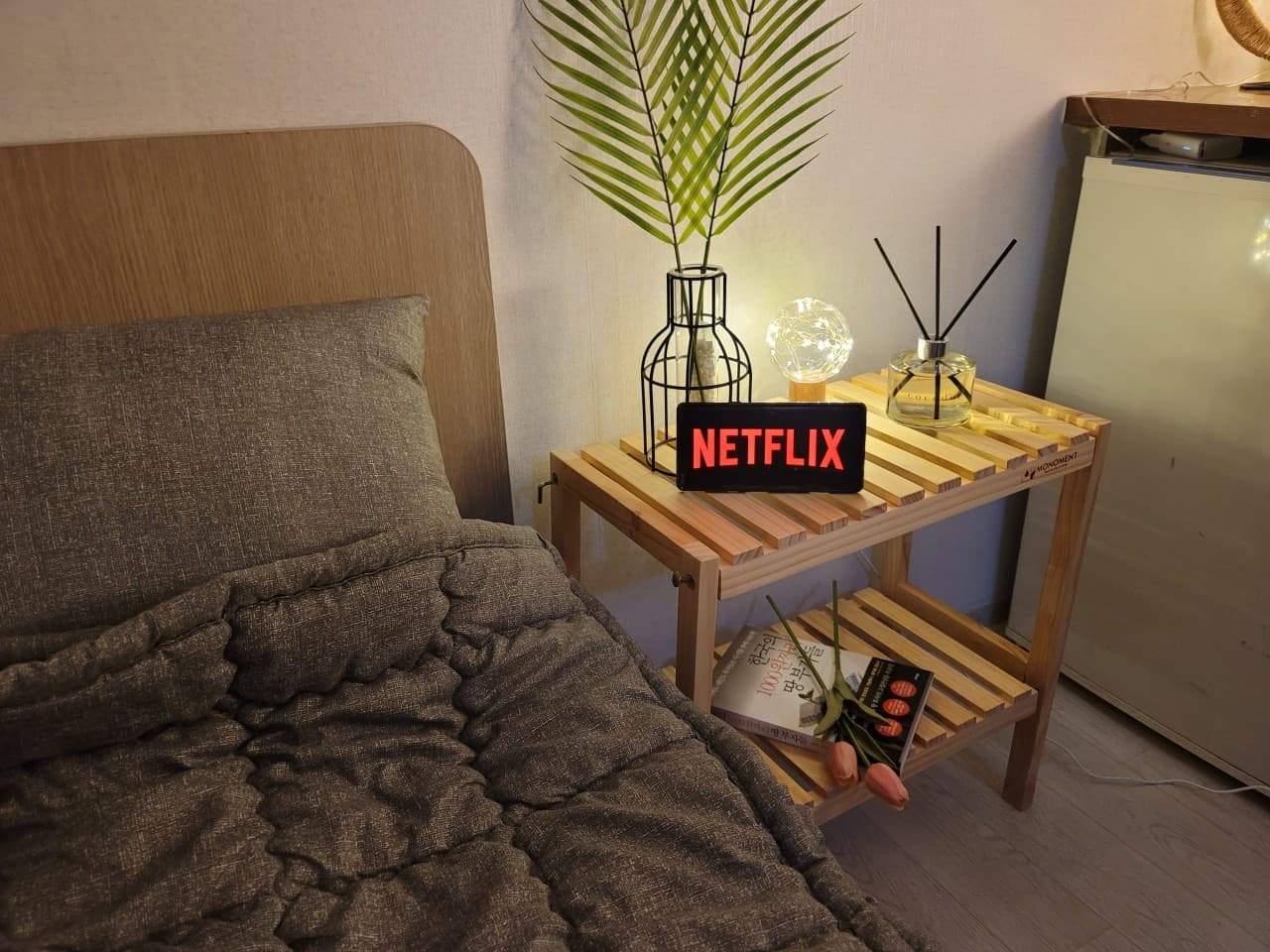 Interior Window Standard Room (Mini Room) - Deposit 200,000 KRW — photo 1 of 3
