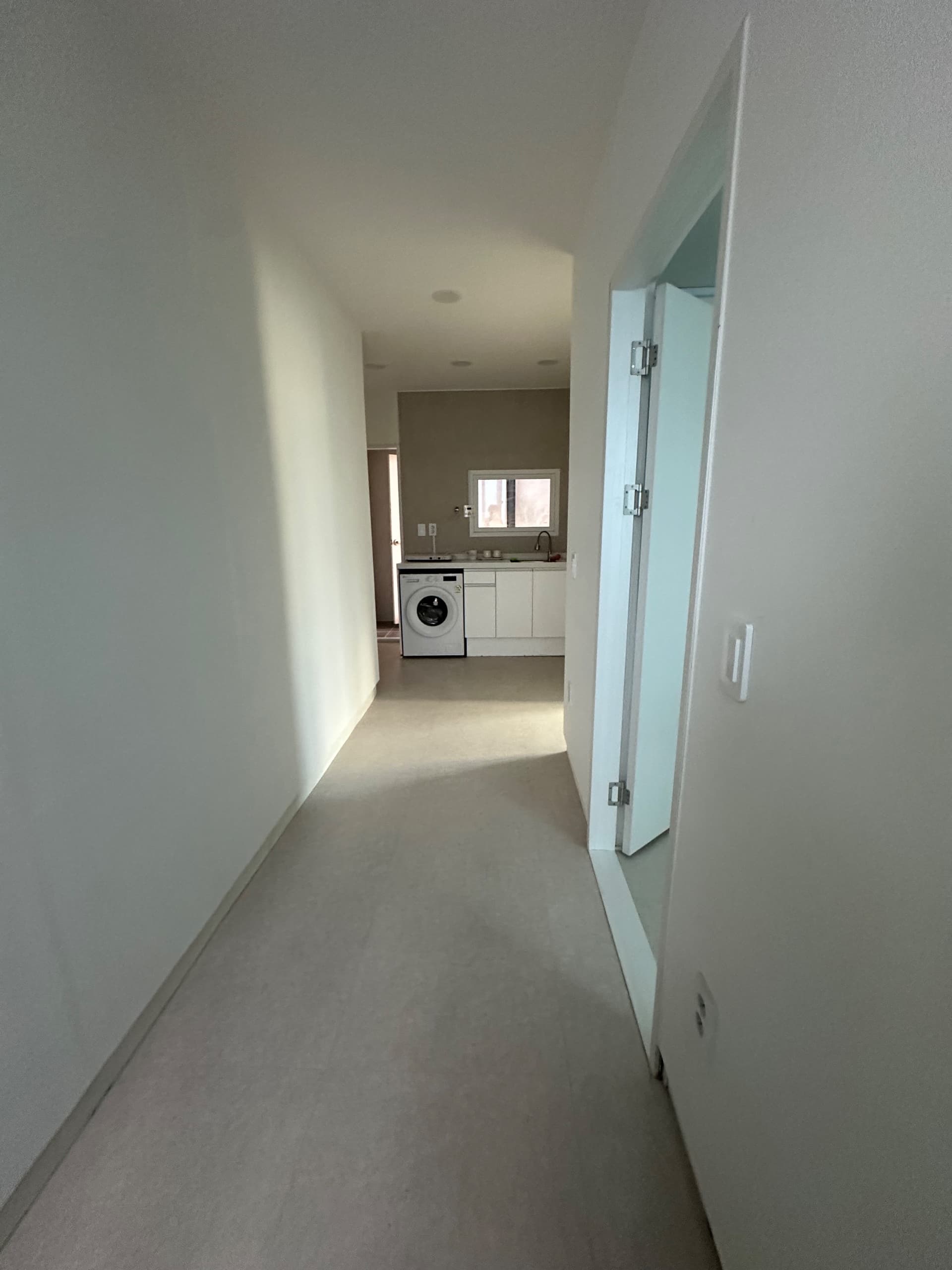 3 Stops from Yonsei University, Share House — photo 2 of 2