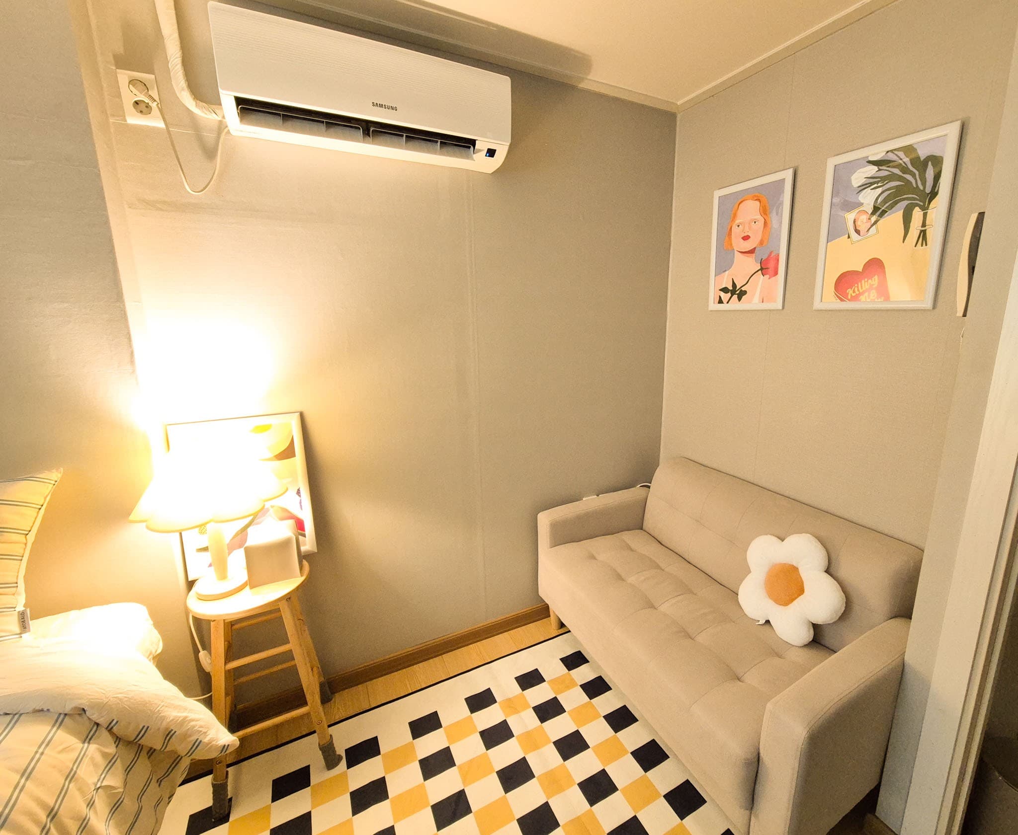 Room 205 β photo 2 of 17