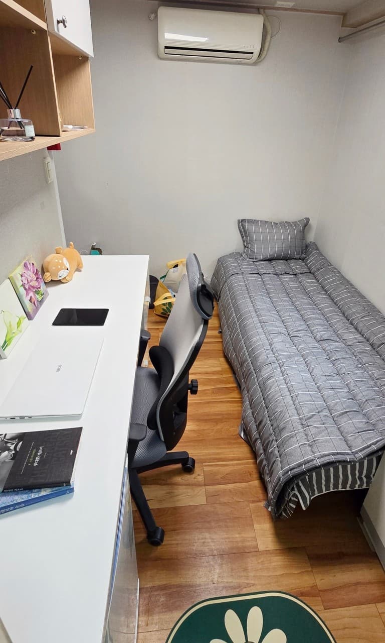 Suite Room (Deposit 100,000 KRW) — photo 2 of 16