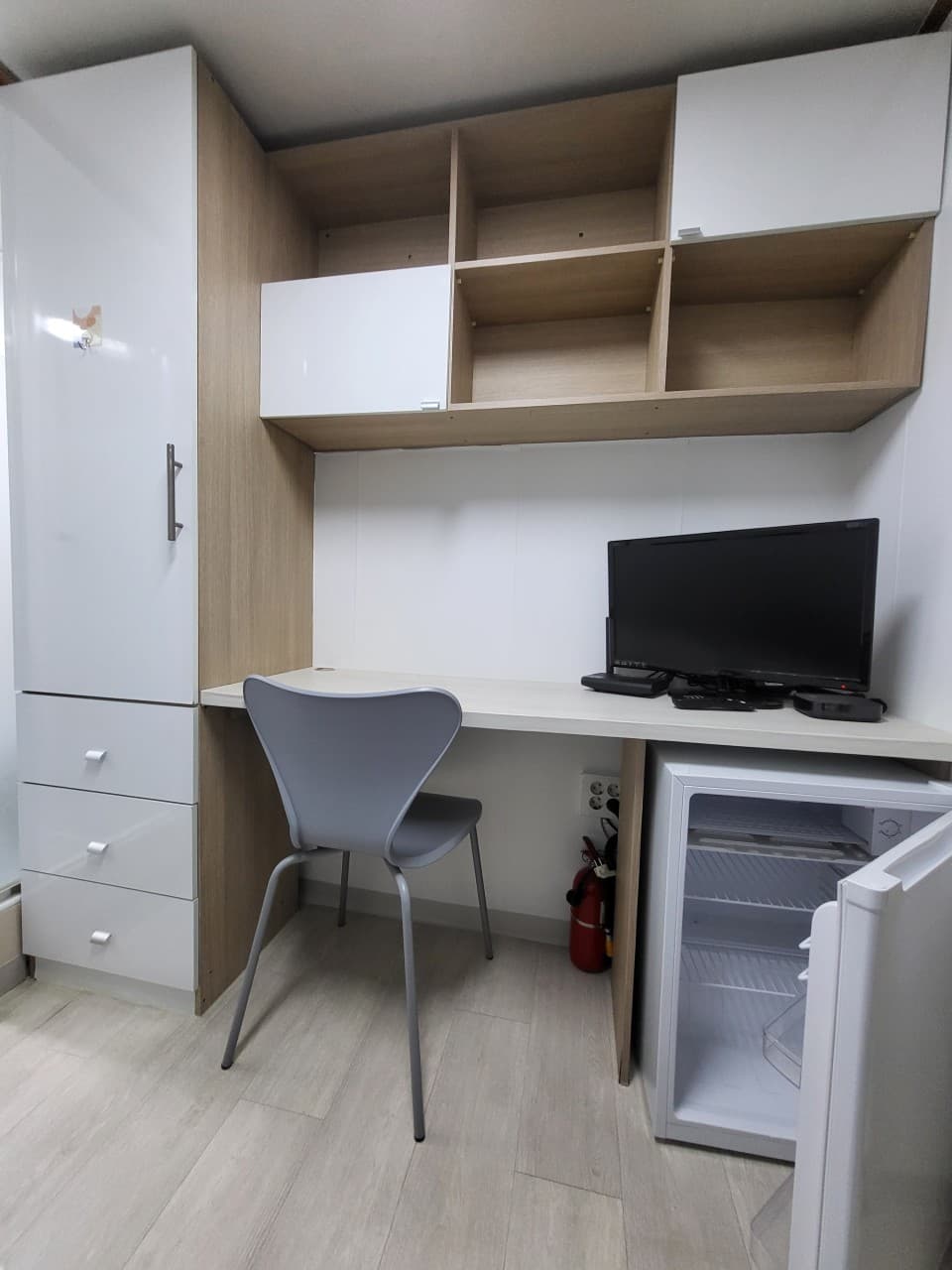 Exterior Window Room (Deposit 100,000 Won) — photo 7 of 7