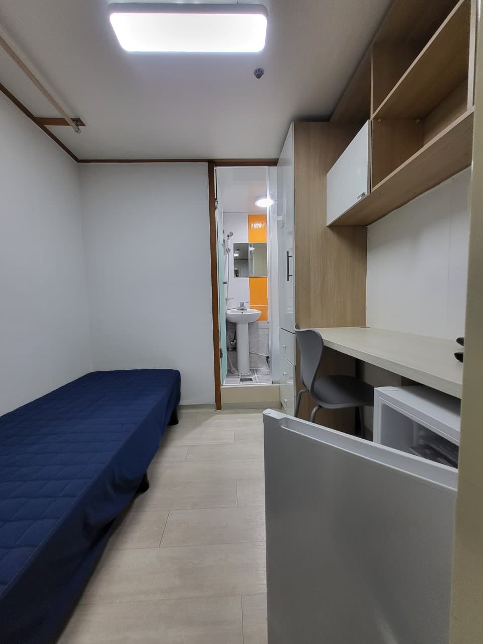Inner Window Studio (Deposit 100,000 KRW) — photo 1 of 10