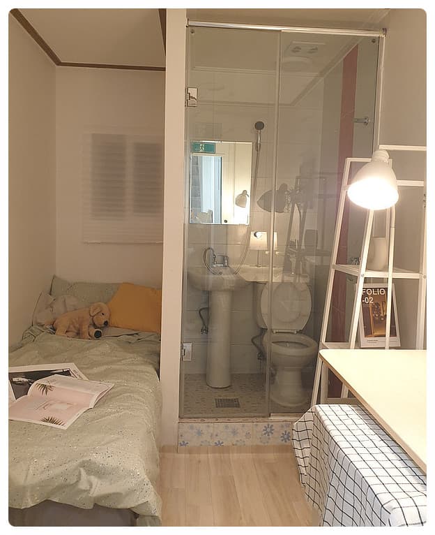 Standard Studio (Deposit 150,000 won) — photo 5 of 5