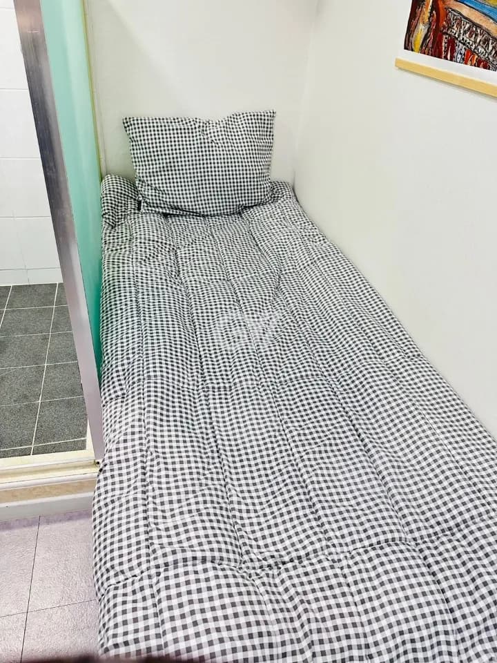 Room 214 (Deposit 100,000 KRW) — photo 2 of 3
