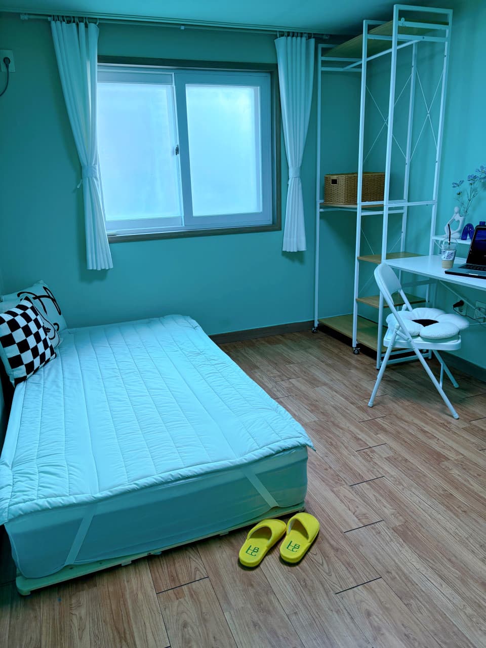 Insaeng Gonggan Premium (Deposit 500,000 KRW) — photo 1 of 15