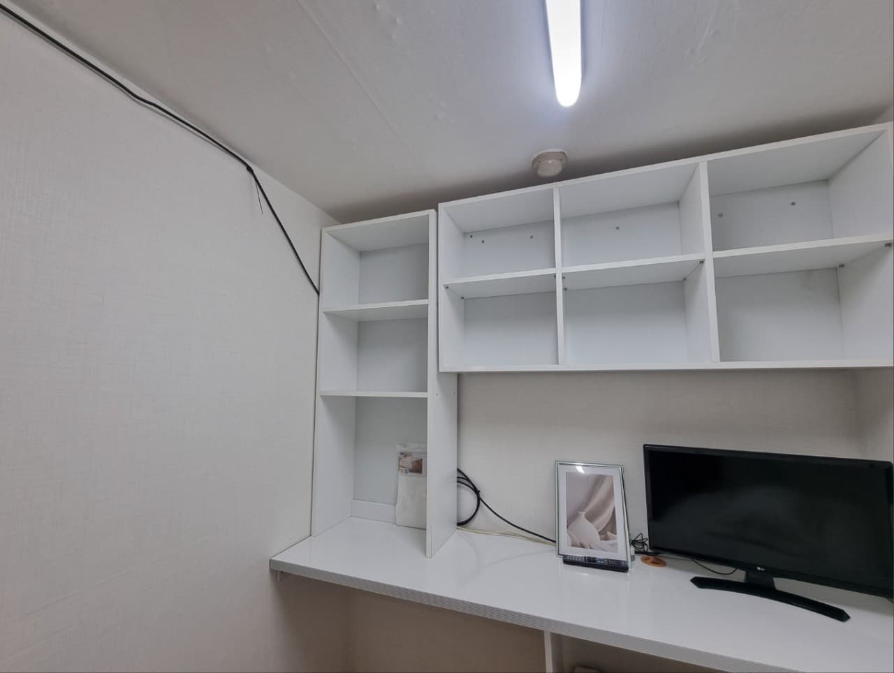 Exterior Window Room (Mini Room) — photo 4 of 4