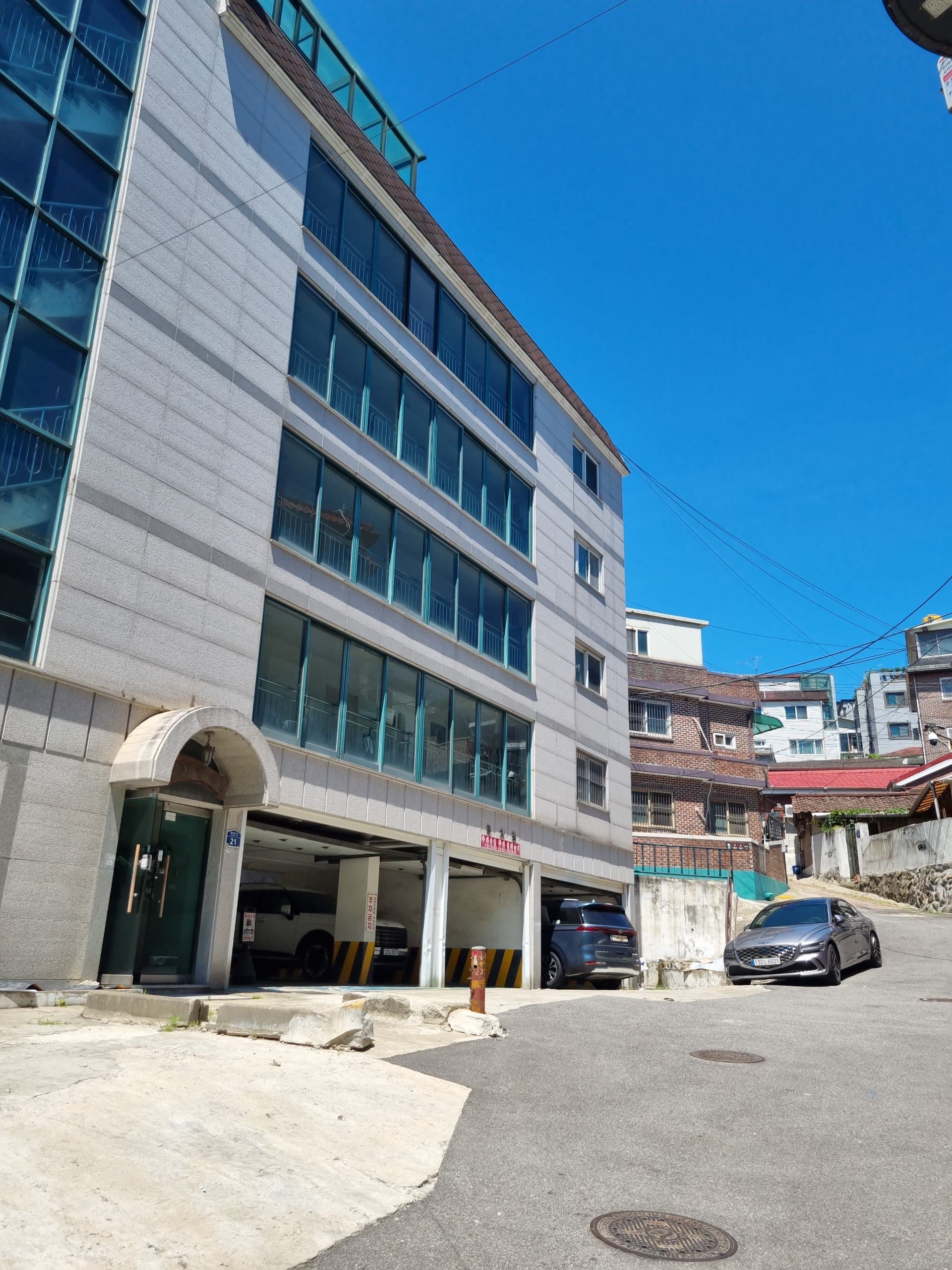 μ€μλνκ΅ λ보 3λΆ κ±°λ¦¬μ μμΉν κΉλνκ³ μ‘°μ©ν μλ£Έ β photo 2 of 2