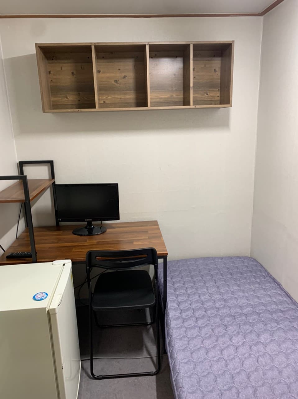 Compact Room with External Window (Deposit 100,000 KRW) — photo 6 of 6