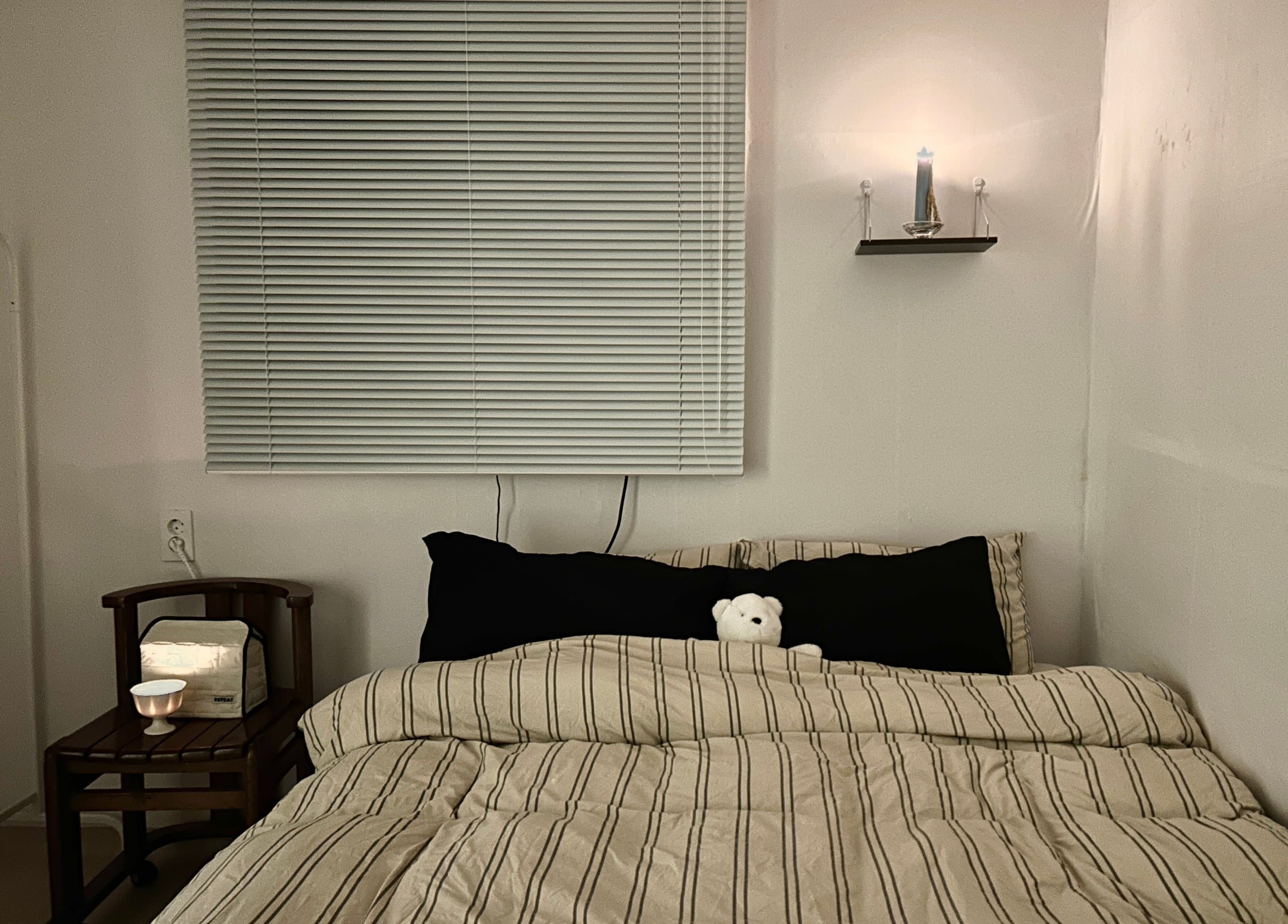 Jieun's room โ photo 1 of 10