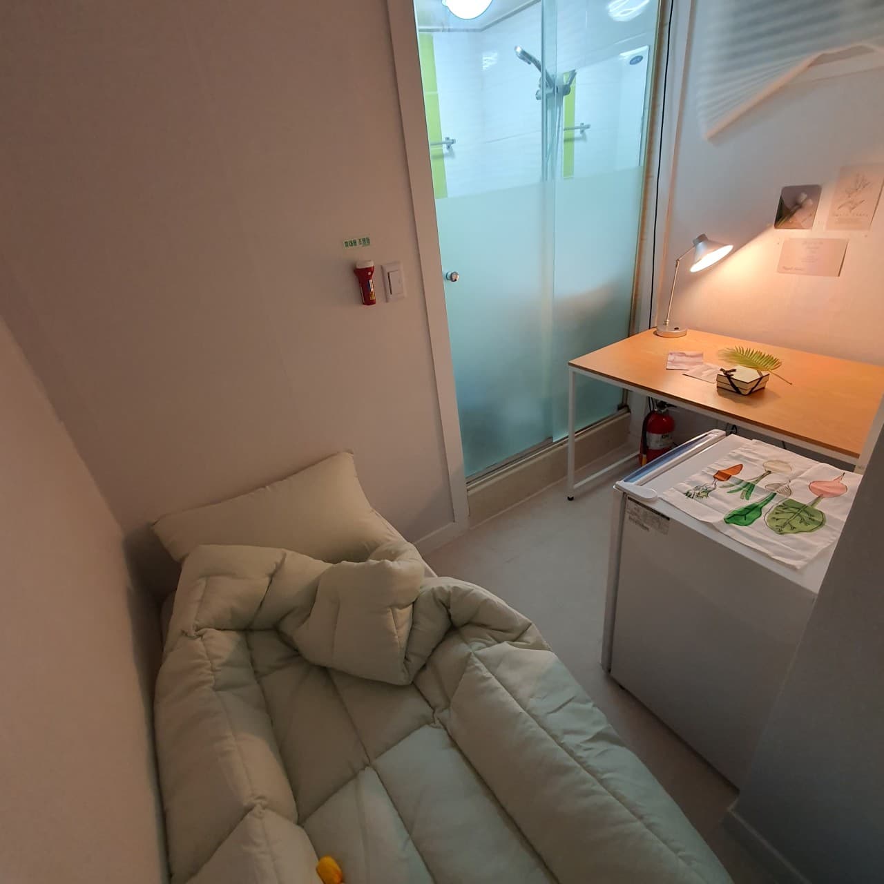 Premium (100,000 KRW Deposit) — photo 3 of 3