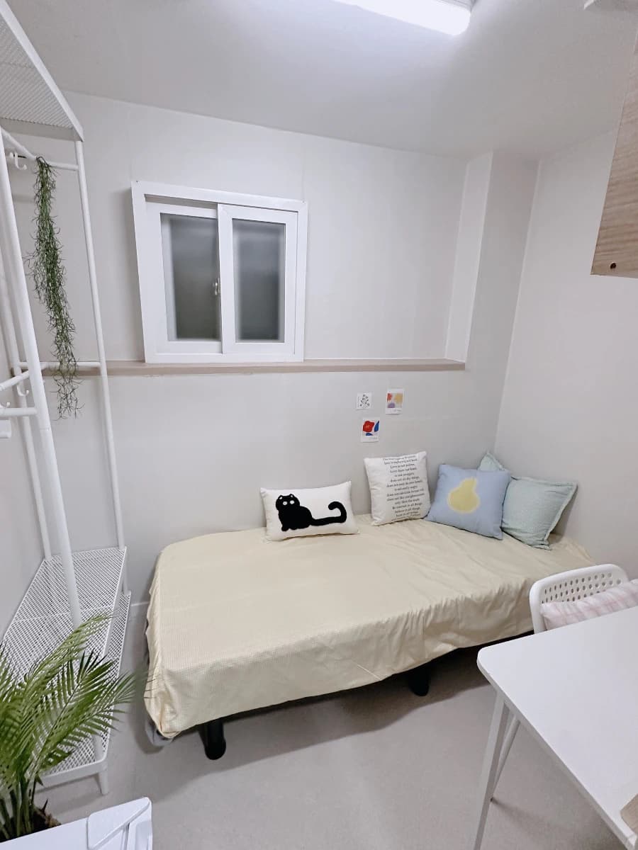 Mini Room Deluxe — photo 2 of 6