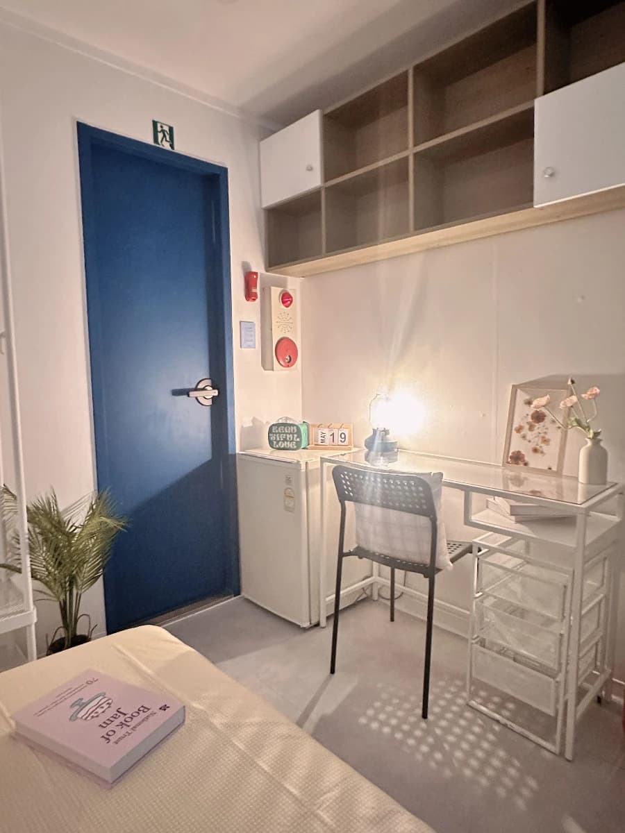 Studio Deluxe — photo 2 of 11