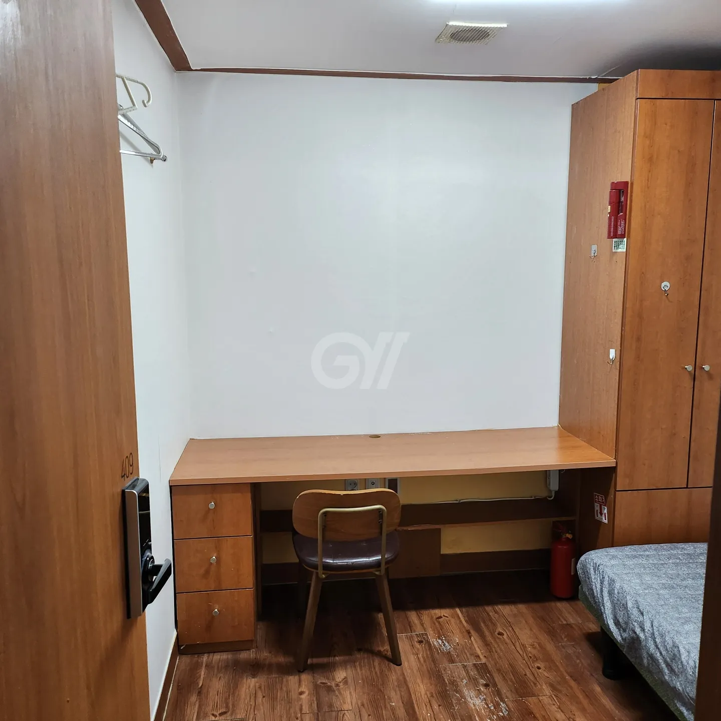 Standard (Deposit: 100,000 KRW) — photo 2 of 2