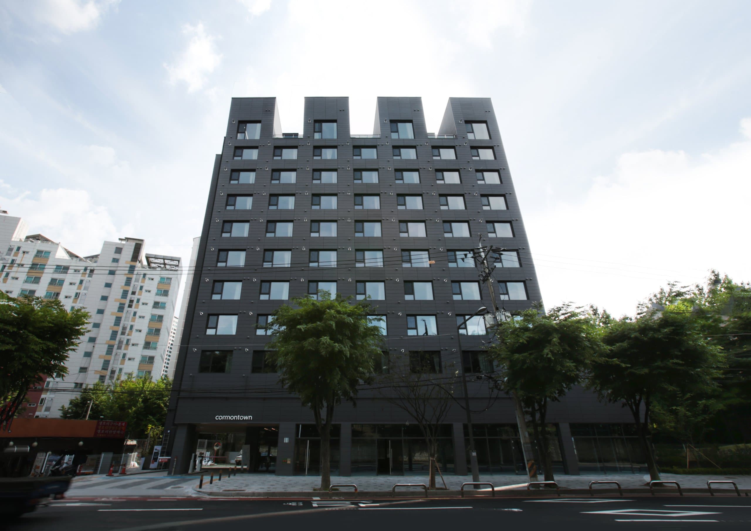Line 2 Sindorim Station (Near Sinchon, Hongdae, Mapo) Walking Distance - Fully Furnished Studio (Private Kitchen, Bathroom & Furniture Included)