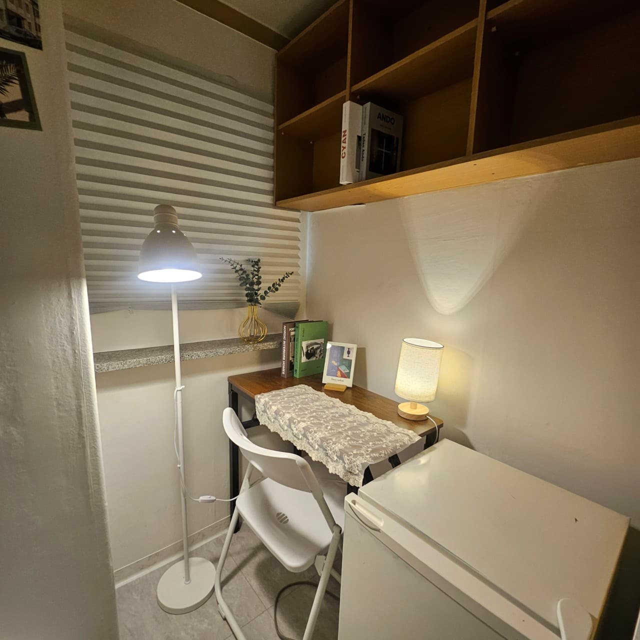 Mini Room Interior Window (Standard) - Deposit 100,000 KRW โ photo 1 of 2