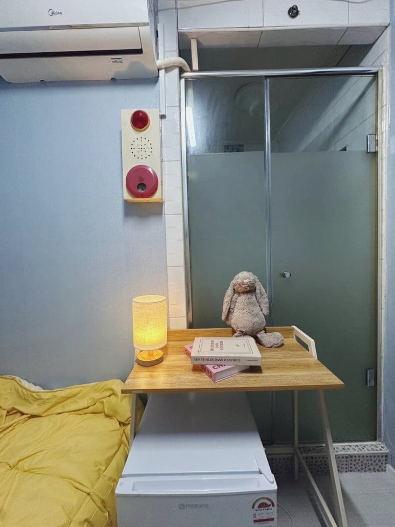 Mini Room 4-1 (Deposit 100,000 won) — photo 2 of 3
