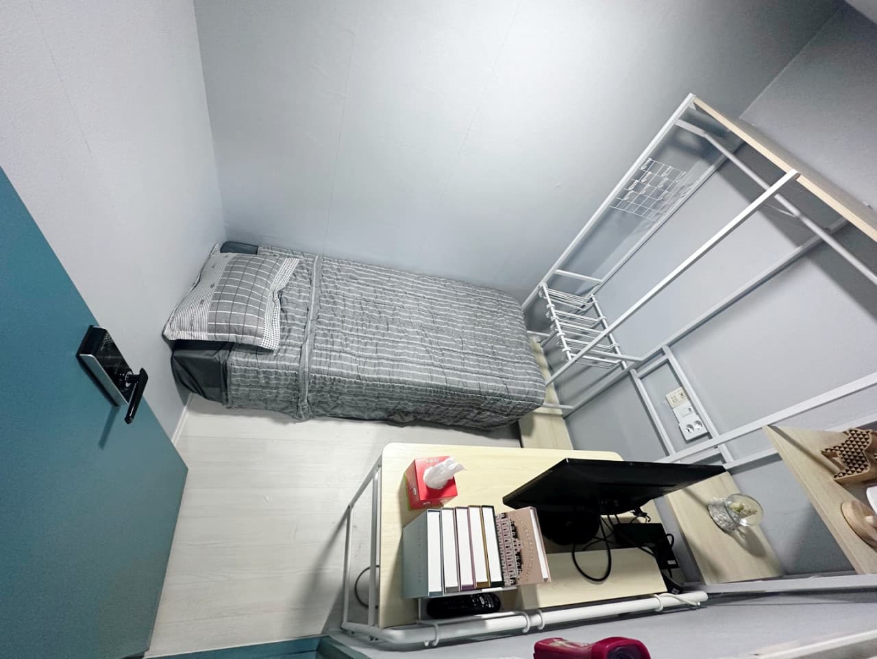 Mini Room 4-1 (Deposit 100,000 won) — photo 3 of 3