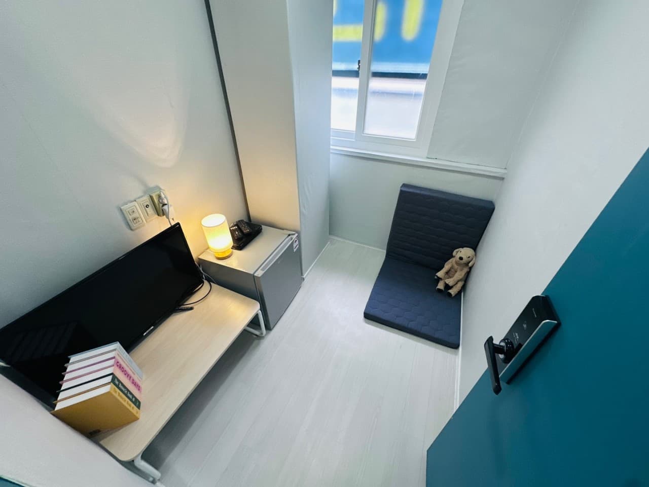 Mini Room 3 (Deposit 100,000 KRW) — photo 1 of 2