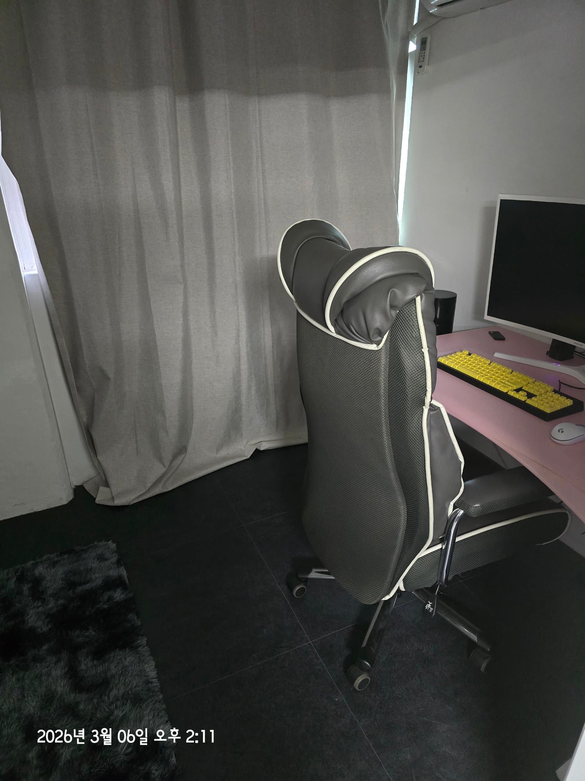 Room 3 — photo 1 of 3