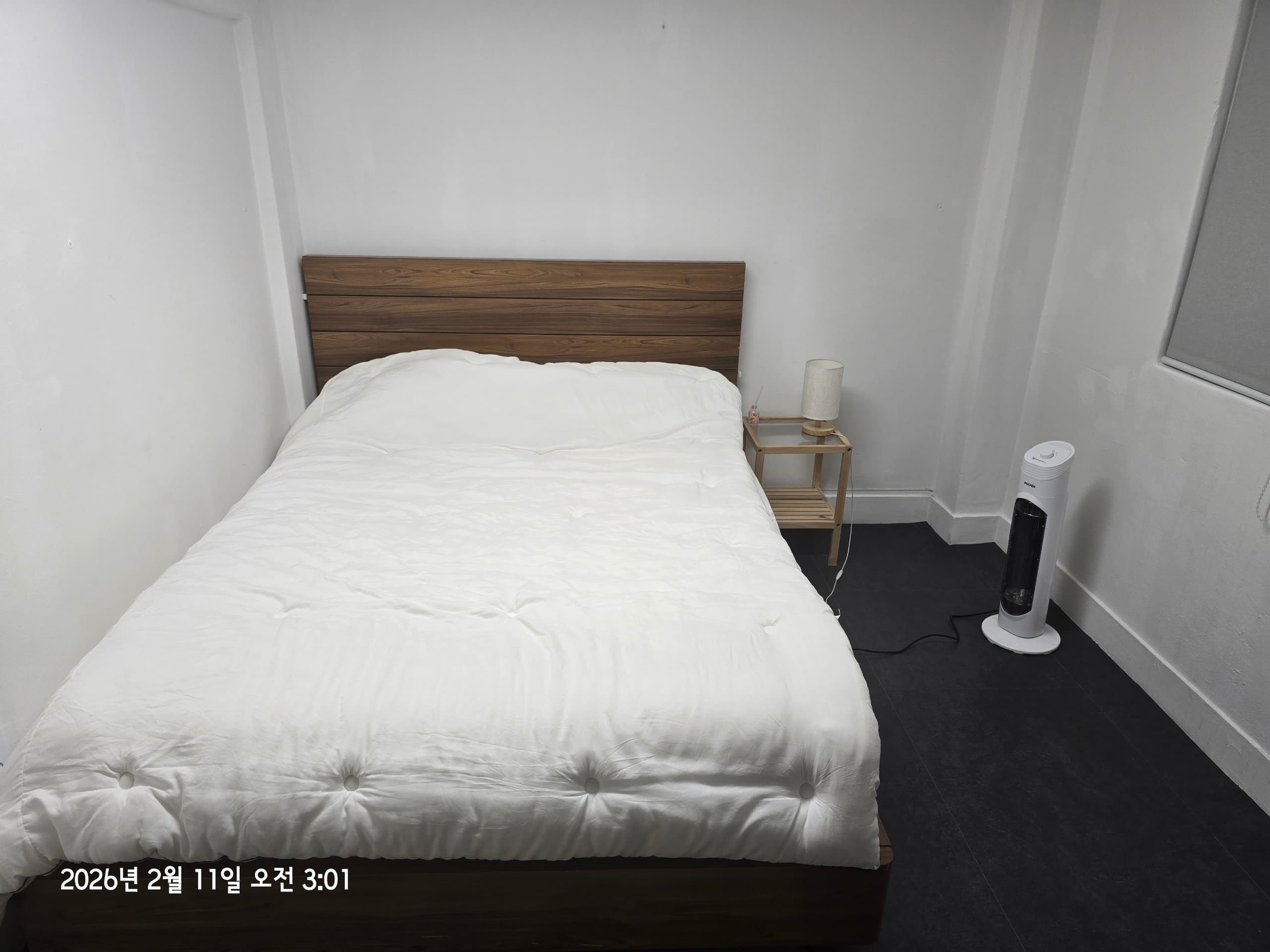 Room 5 — photo 1 of 3