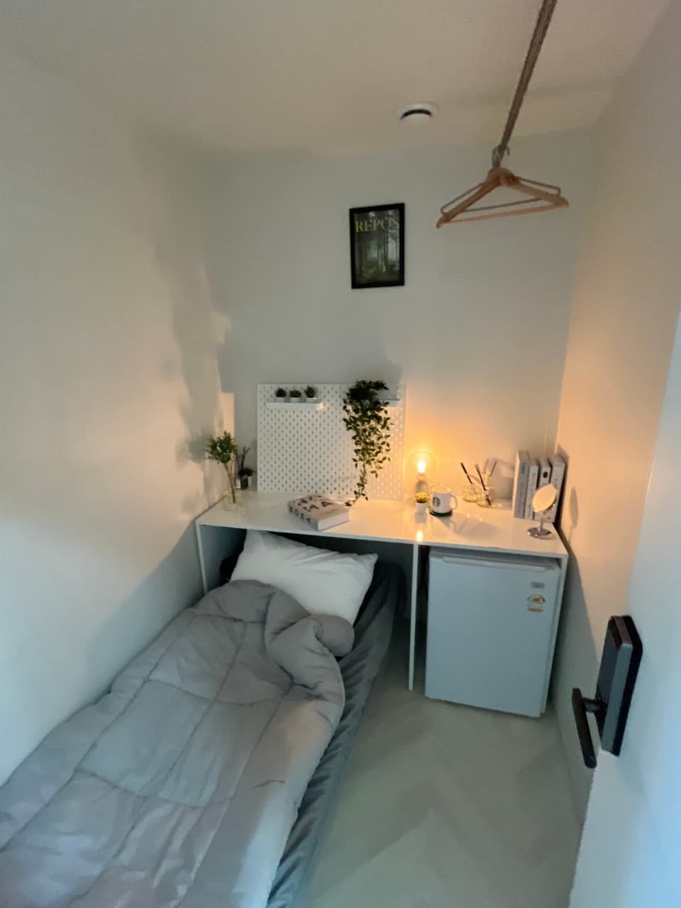 Cozy Room B. Mini Room — photo 1 of 2