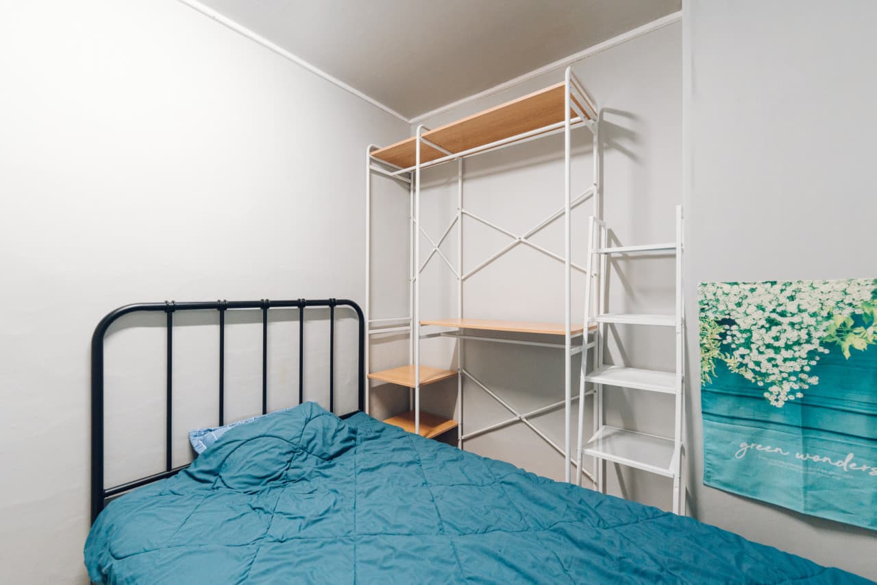 Standard Fully Furnished Studio (100,000 KRW Deposit) — photo 2 of 10