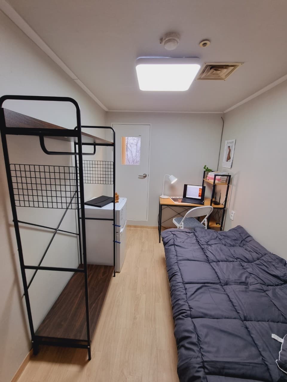 Deluxe Room — photo 1 of 17