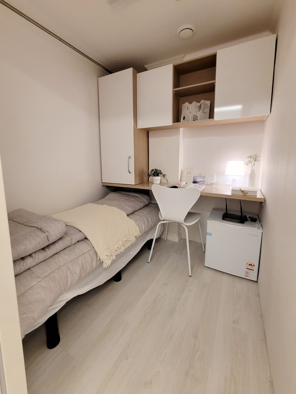 Colip Hongdae Branch