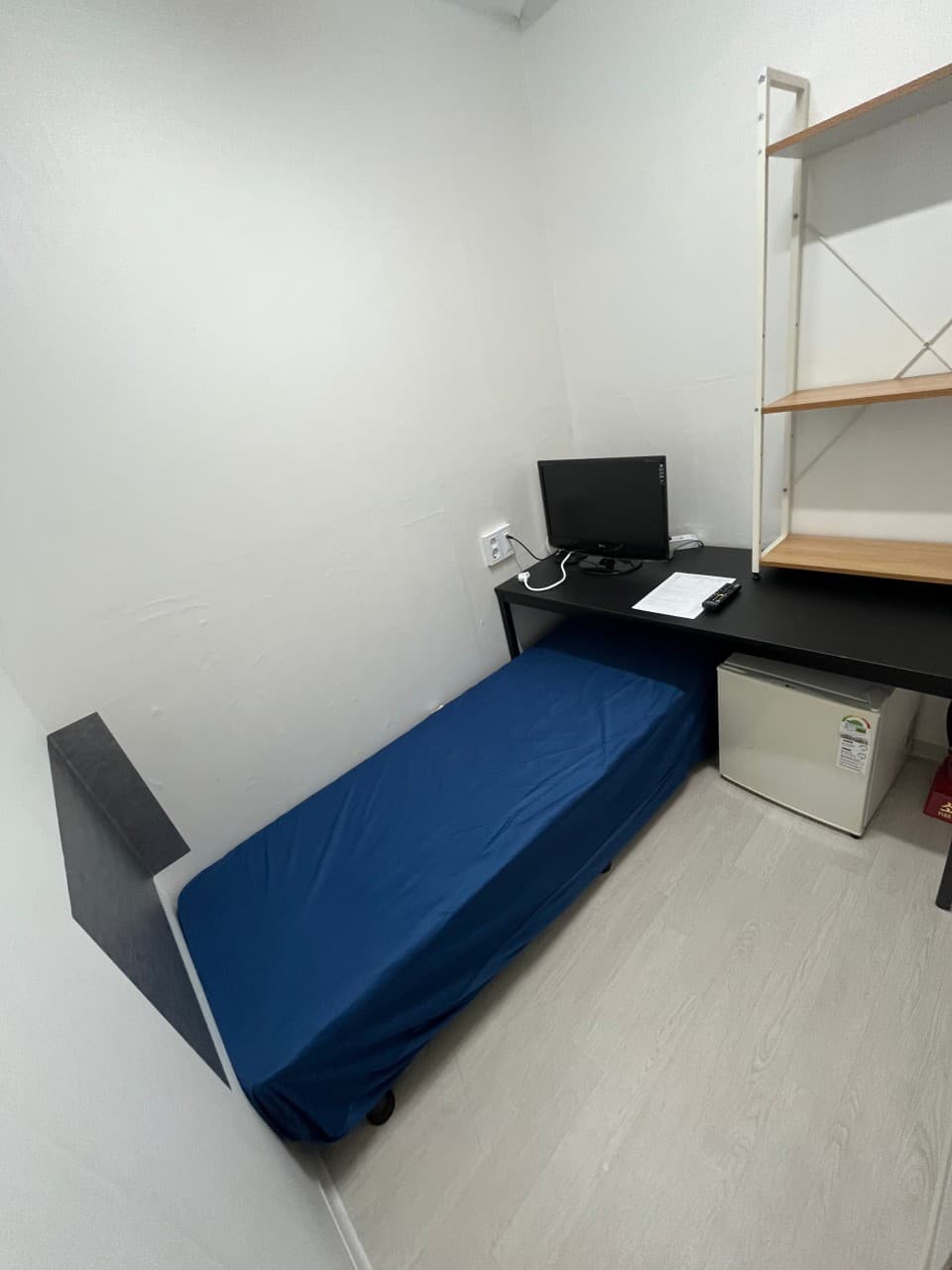 둥둥스테이 고시원 종로점 — photo 2 of 16