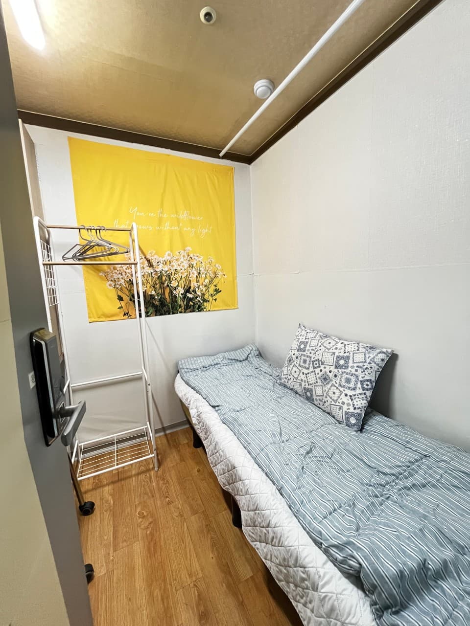 Room 633 (Deposit 50,000 won) — photo 2 of 4